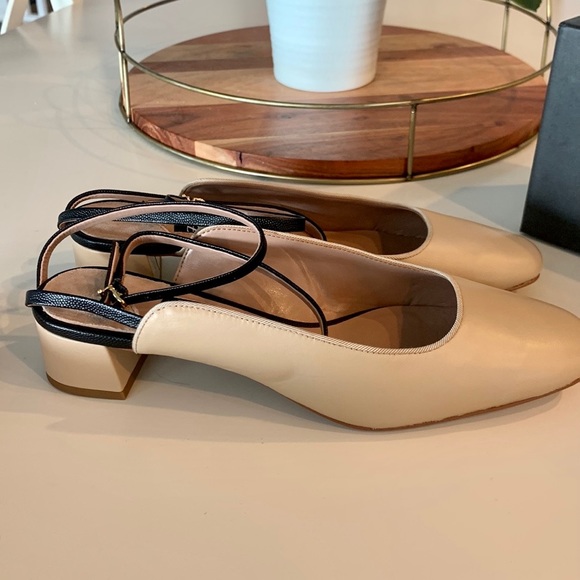 Zac Posen Voss beige and black shoes with wrap around strap on ankles-size 9 - Picture 8 of 12